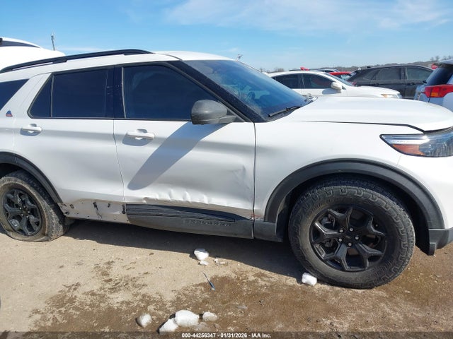 2023 FORD EXPLORER 1FMSK8JH7PGB50545 Photo 5