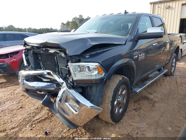 44256382 :رقم المزاد ، 3C6UR5FJ9JG329269 vin ، 2018 Ram 2500 Laramie  4x4 6'4 Box مزاد بيع