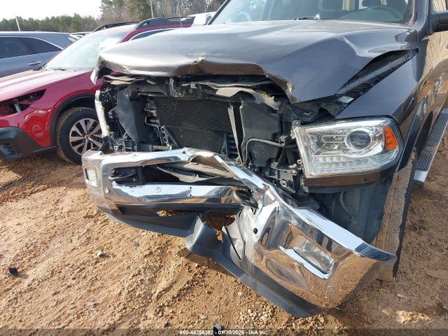 44256382 :رقم المزاد ، 3C6UR5FJ9JG329269 vin ، 2018 Ram 2500 Laramie  4x4 6'4 Box مزاد بيع