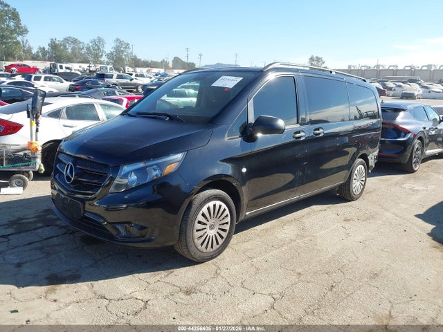 2018 MERCEDES-BENZ METRIS WD4PG2EE6J3502639 Photo 1