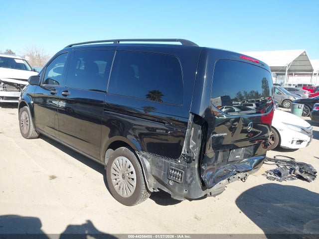 2018 MERCEDES-BENZ METRIS WD4PG2EE6J3502639 Photo 2