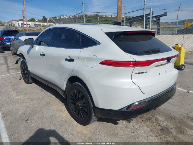 2024 TOYOTA VENZA JTEAAAAHXRJ186659 Photo 2