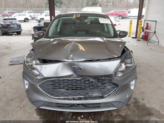 1FMCU0H66NUA72472 Ford ESCAPE SEL
