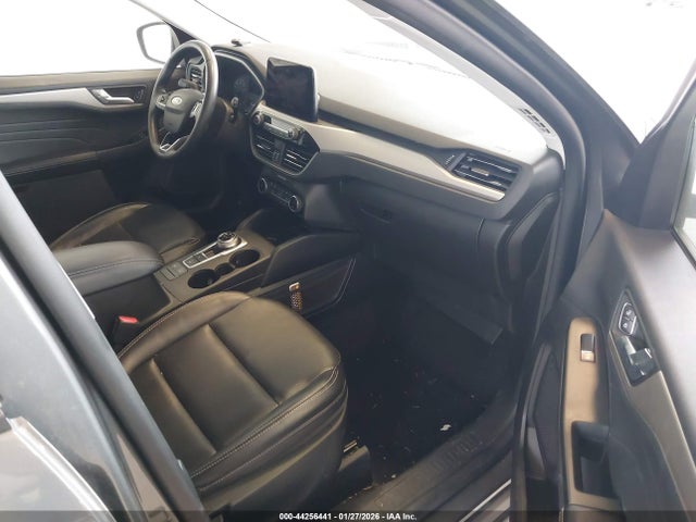 1FMCU0H66NUA72472 Ford ESCAPE SEL