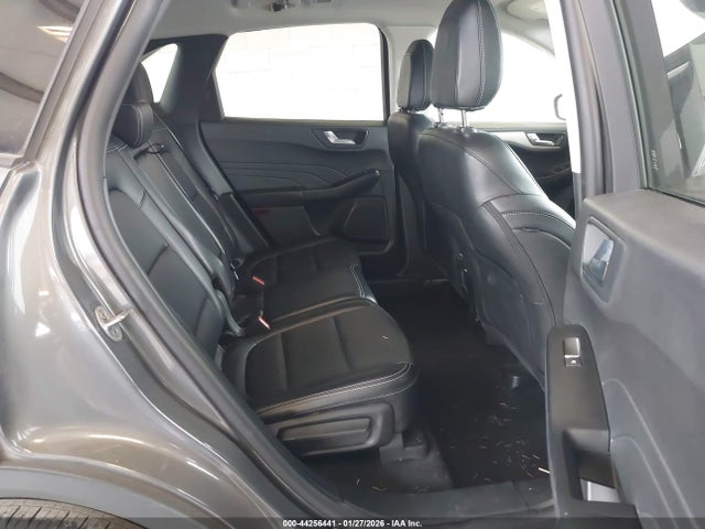 1FMCU0H66NUA72472 Ford ESCAPE SEL