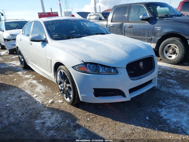 2015 JAGUAR XF SAJWJ0FF3F8U69128 Photo 0