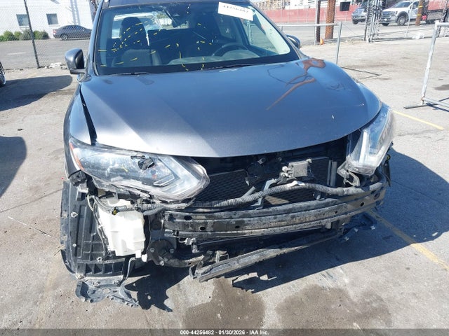 KNMAT2MV6LP505422 Nissan Rogue Sv Intelligent Awd