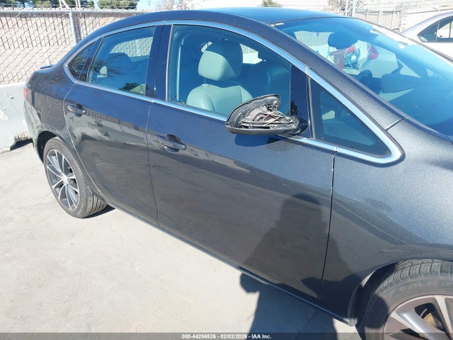 1G4PR5SK4H4112820 Buick Verano Sport Touring
