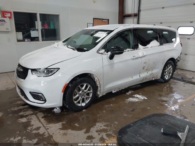Продаж на аукціоні авто 2024 Chrysler Pacifica Touring L, vin: 2C4RC1BG1RR110055, номер лоту: 44256530