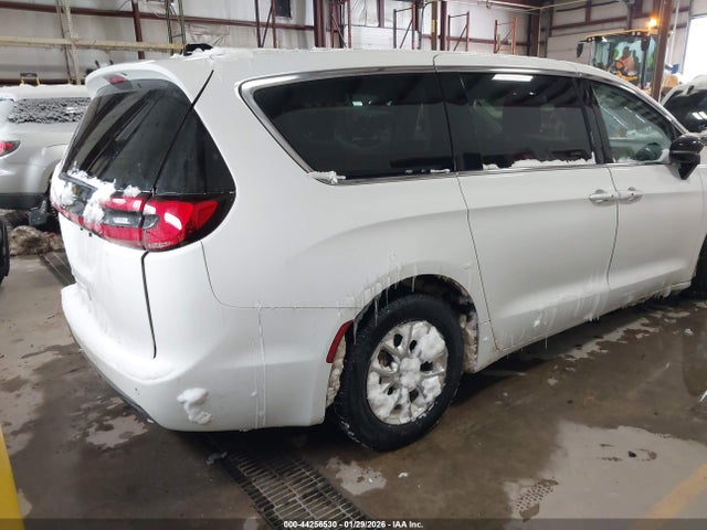Продаж на аукціоні авто 2024 Chrysler Pacifica Touring L, vin: 2C4RC1BG1RR110055, номер лоту: 44256530