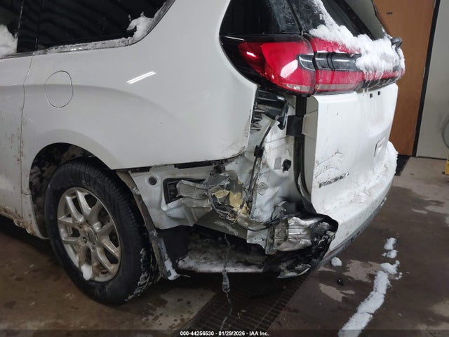 Продаж на аукціоні авто 2024 Chrysler Pacifica Touring L, vin: 2C4RC1BG1RR110055, номер лоту: 44256530