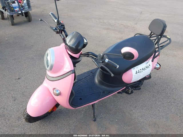H0DTAAFDXSX104059 Fengyuan Pink Breeze S