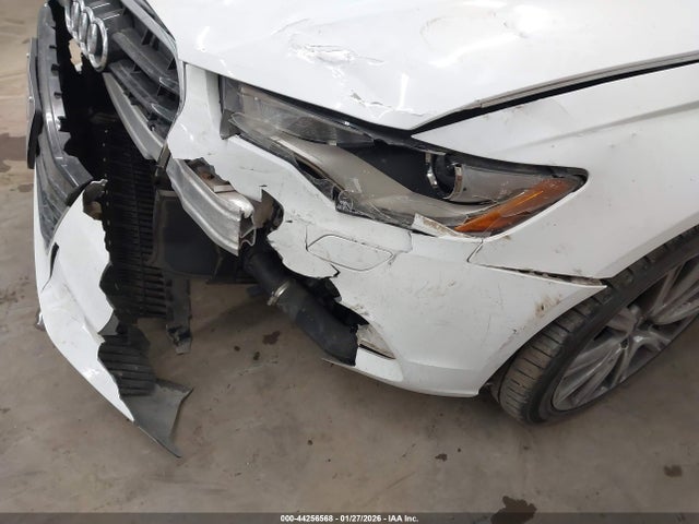 44256568 :رقم المزاد ، WAUCFAFC5FN034429 vin ، 2015 Audi A6 2.0t Premium مزاد بيع