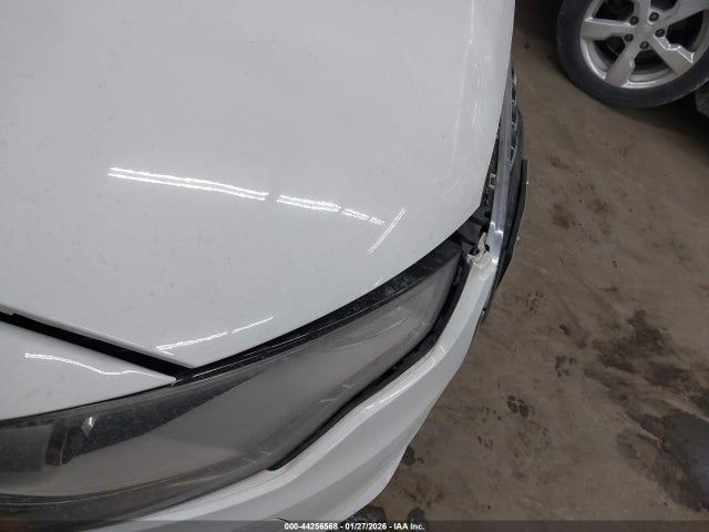 44256568 :رقم المزاد ، WAUCFAFC5FN034429 vin ، 2015 Audi A6 2.0t Premium مزاد بيع