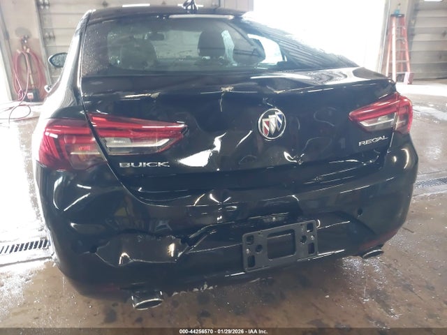 W04GL6SX9J1130772 Buick Regal Sportback Preferred