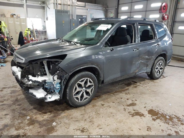 JF2SKAFC4MH581554 Subaru Forester Premium