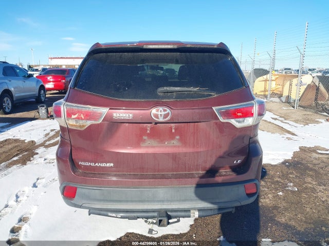5TDZARFH2FS015952 Toyota Highlander Le