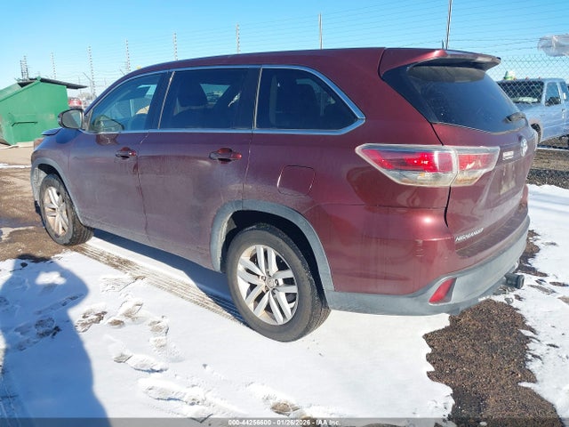 5TDZARFH2FS015952 Toyota Highlander Le