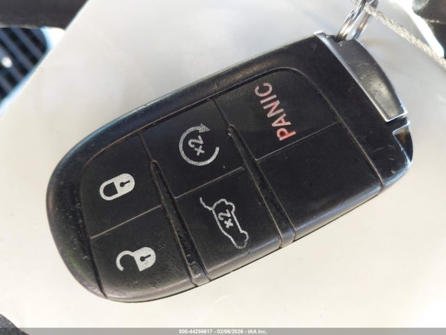 2016 JEEP GRAND CHEROKEE 1C4RJFBGXGC493132 Photo 10