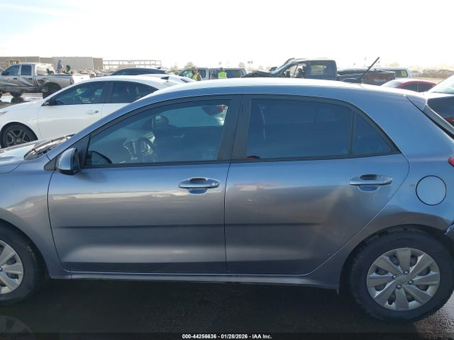 3KPA25AD8LE313645 KIA Rio 5-door S