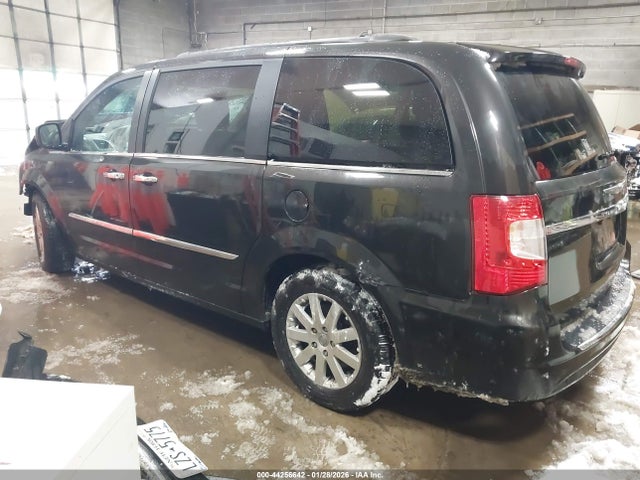 44256642 :رقم المزاد ، 2C4RC1BG2FR629773 vin ، 2015 Chrysler Town & Country Touring مزاد بيع