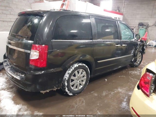 44256642 :رقم المزاد ، 2C4RC1BG2FR629773 vin ، 2015 Chrysler Town & Country Touring مزاد بيع