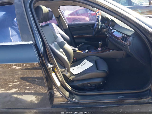 2008 Bmw 335i მანქანა იყიდება აუქციონზე, vin: WBAVB735X8VH23739, აუქციონის ნომერი: 44256659