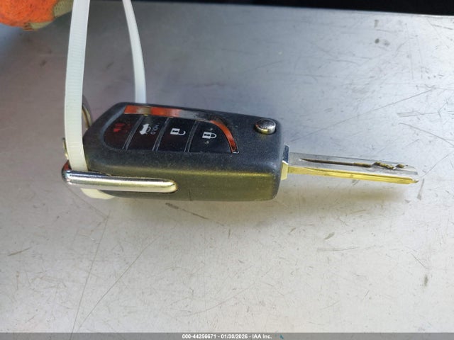 4T1B11HK6KU804330 Toyota CAMRY LE