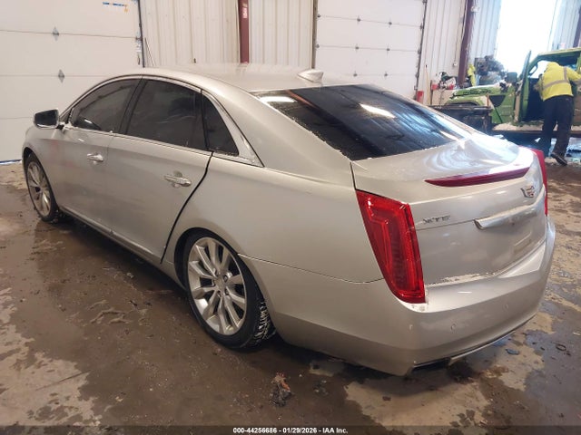 2016 CADILLAC XTS 2G61M5S38G9210068 Photo 2