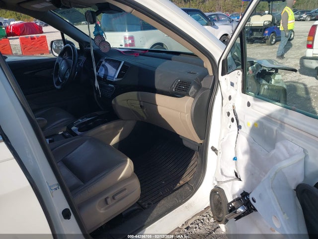 Aukcja sprzedaży 2016 Honda Pilot Touring, vin: 5FNYF5H96GB051385, numer aukcji: 44256705