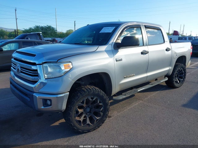 5TFDW5F15HX589790 Toyota Tundra Sr5 5.7l V8