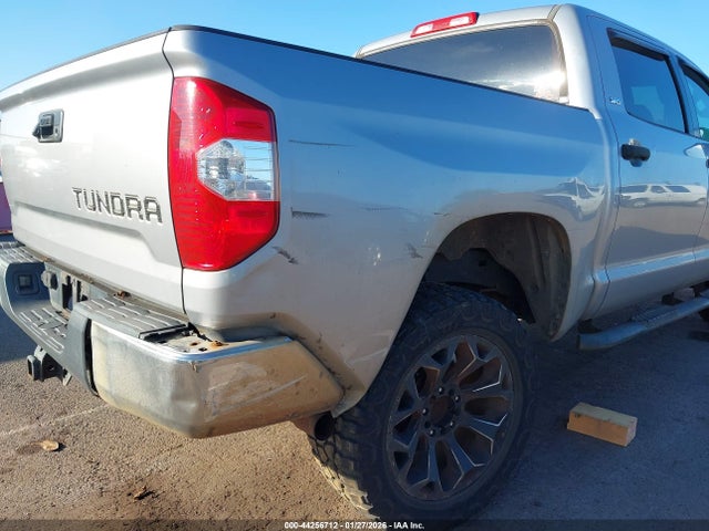 5TFDW5F15HX589790 Toyota Tundra Sr5 5.7l V8