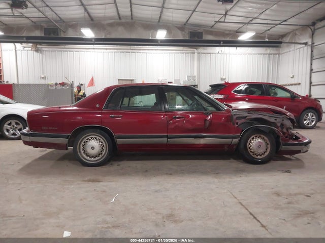 Продажа на аукционе авто 1992 Buick Park Avenue, vin: 1G4CW53L6N1629290, номер лота: 44256721