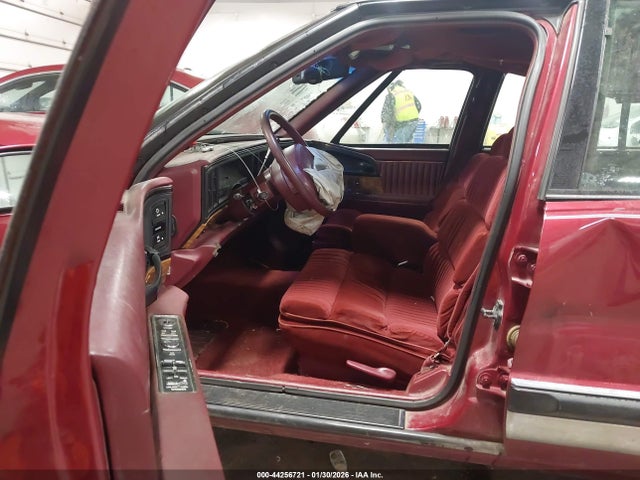 Продажа на аукционе авто 1992 Buick Park Avenue, vin: 1G4CW53L6N1629290, номер лота: 44256721