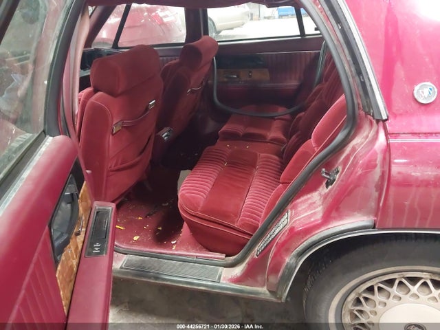 Продажа на аукционе авто 1992 Buick Park Avenue, vin: 1G4CW53L6N1629290, номер лота: 44256721