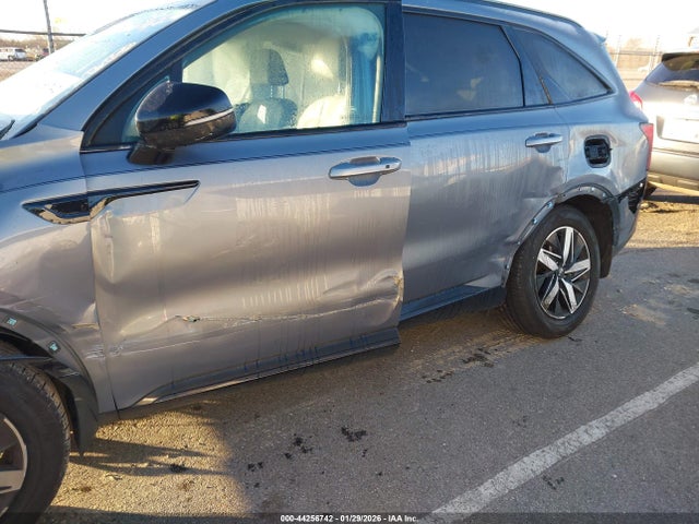 Auction sale of the 2021 Kia Sorento Ex, vin: 5XYRHDLF5MG064123, lot number: 44256742