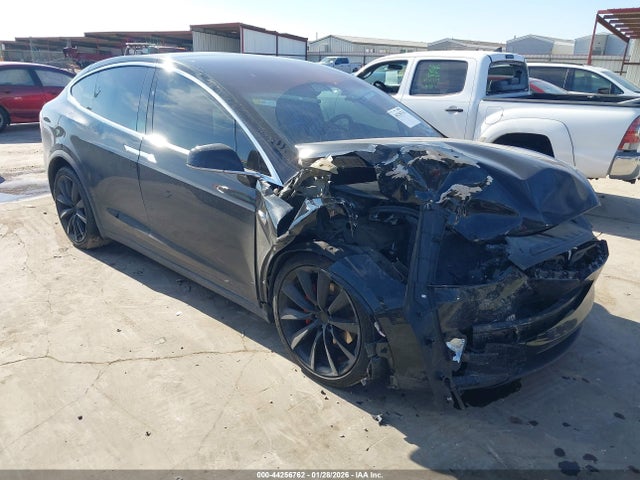 2018 TESLA MODEL X 5YJXCAE44JF081112 Photo 0