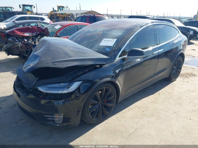 2018 TESLA MODEL X 5YJXCAE44JF081112 Photo 1