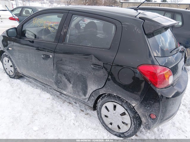 2015 MITSUBISHI MIRAGE ML32A3HJ1FH033946 Photo 2