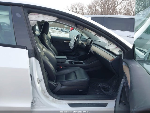 44256783 :رقم المزاد ، 5YJ3E1EA5PF662321 vin ، 2023 Tesla Model 3 Rear-wheel Drive مزاد بيع