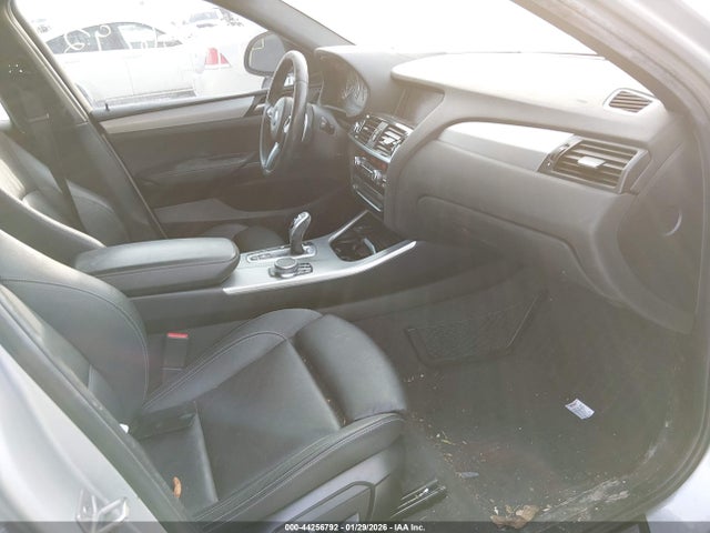 2018 BMW X4 5UXXW7C55J0W64002 Photo 4