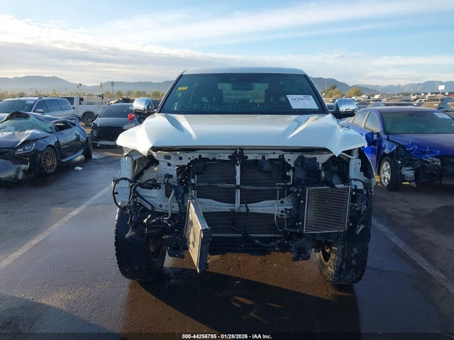 5TFMA5DB5NX011100 Toyota Tundra 1794 Edition