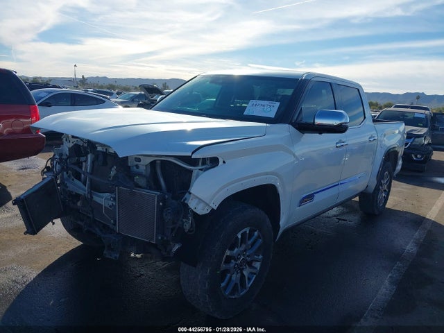 5TFMA5DB5NX011100 Toyota Tundra 1794 Edition