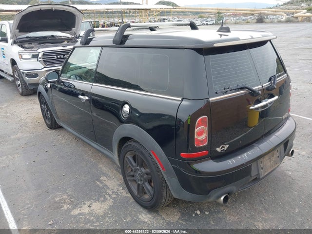 2013 MINI CLUBMAN WMWZG3C57DT576875 Photo 2