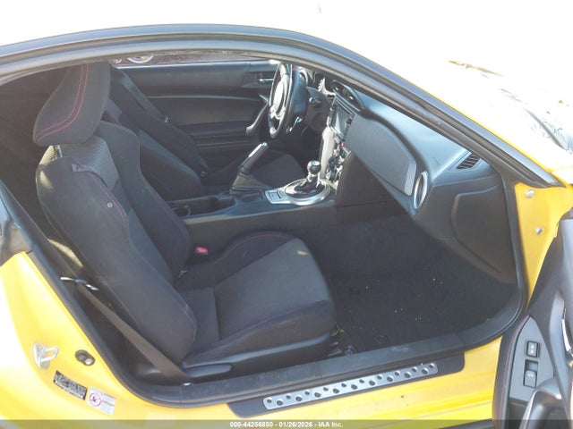 JF1ZNAA12F8706991 Scion Fr-s Release Series