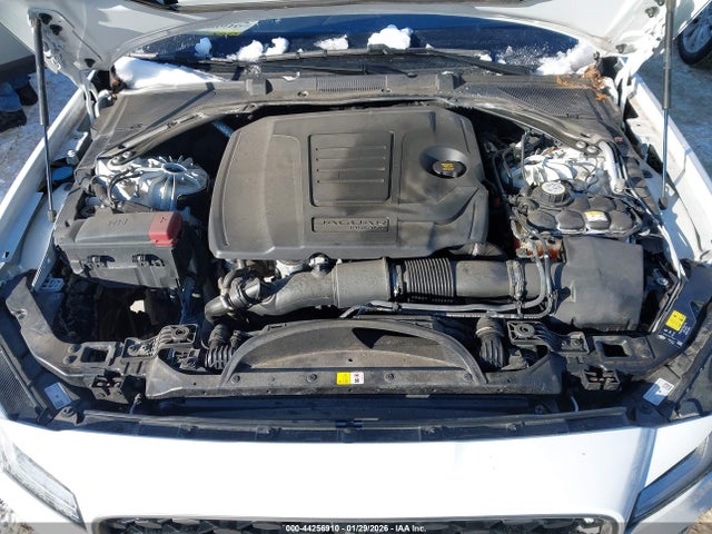 2021 JAGUAR XF SAJBL4GX4MCY90227 Photo 9