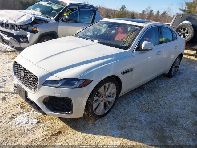 2021 JAGUAR XF SAJBL4GX4MCY90227 Photo 1