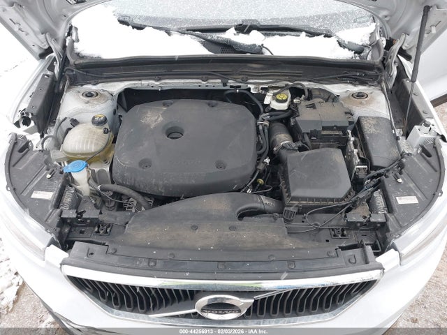2020 VOLVO XC40 YV4162UK9L2270554 Photo 9