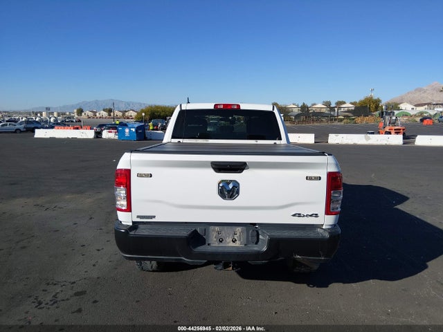 3C6UR5CJ5NG322474 RAM 2500 Tradesman 4x4 6&#039;4 Box