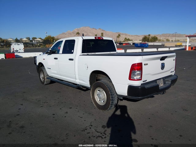 3C6UR5CJ5NG322474 RAM 2500 Tradesman 4x4 6&#039;4 Box
